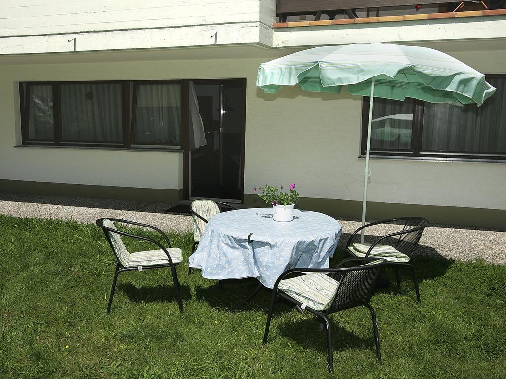 Haus Bernhardt-Fromm Hotel ซังคท์บลาเซียน ภายนอก รูปภาพ