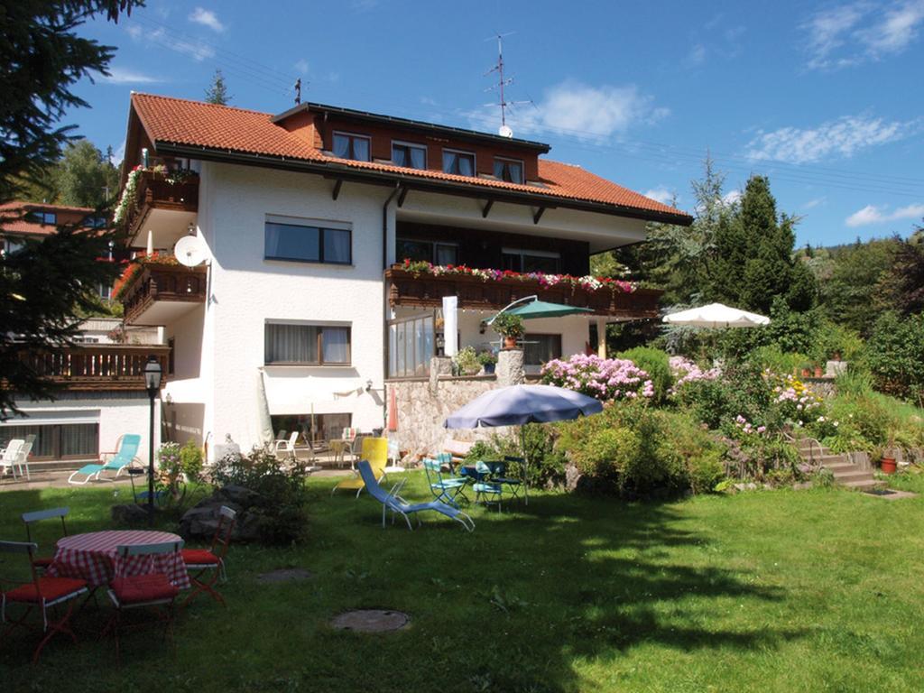 Haus Bernhardt-Fromm Hotel ซังคท์บลาเซียน ภายนอก รูปภาพ